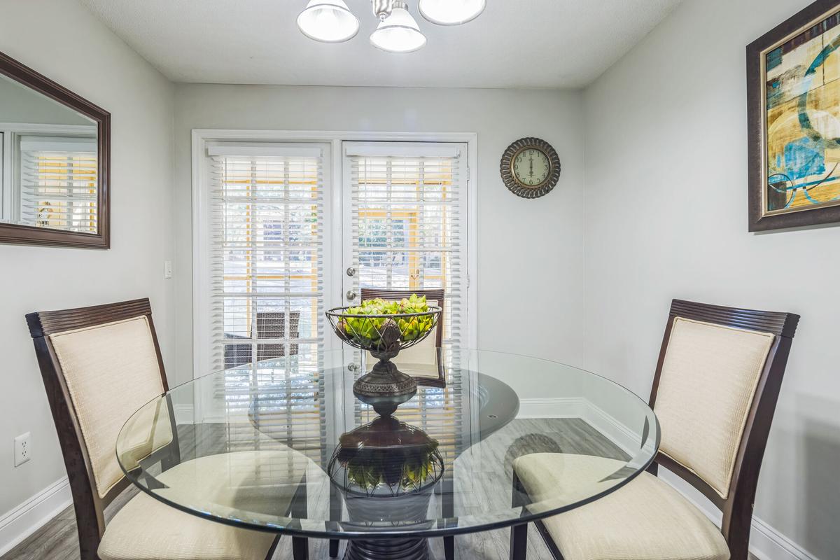 Dining area in a Quail Run apartment home